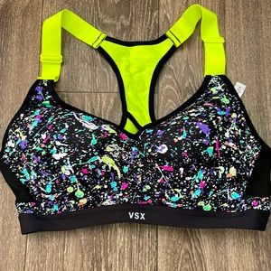 Victoria Secret VSX Sports Bra, 34C, Never Worn